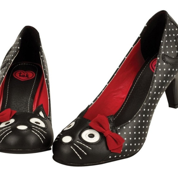 tuk cat heels